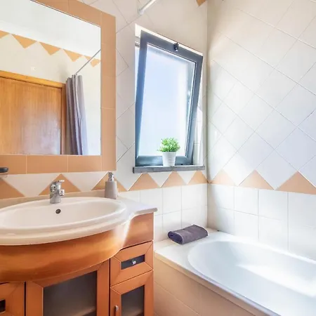 Apartamento All Pera Apartamento Pêra